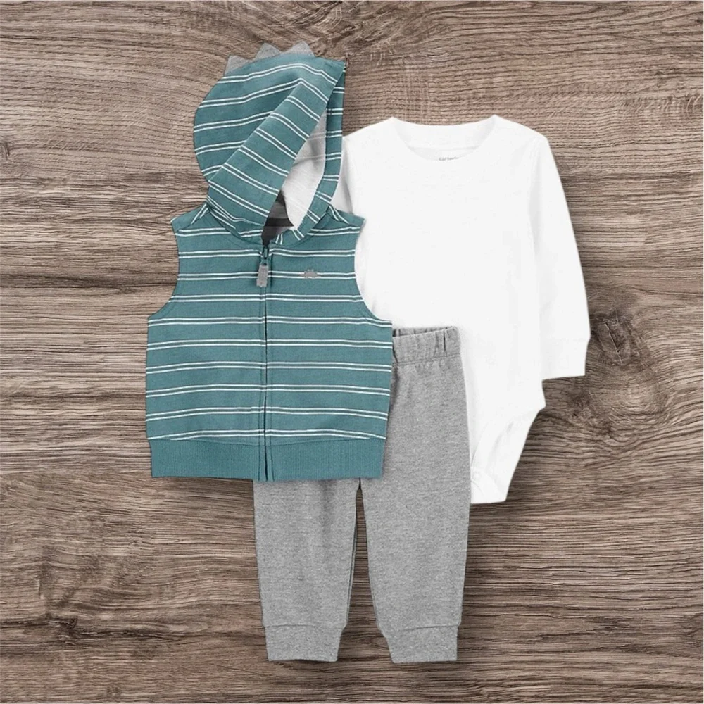Carter's Gray Baby Outfit - Picture 2 of 5